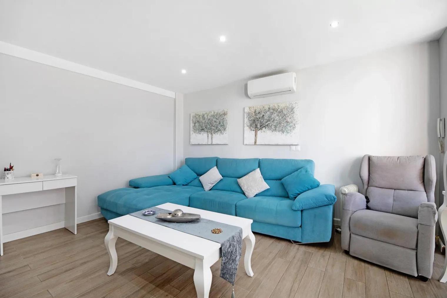 Cozy Room In Stylish Flat Just Steps From The Beach Cádiz Eksteriør bilde